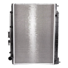 Radiador Motor Para Nissan Nv350 2.5 2013/2020